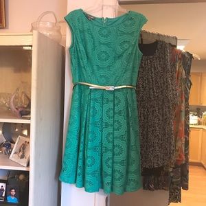 Beautiful Roz & Ali Dressbarn dress